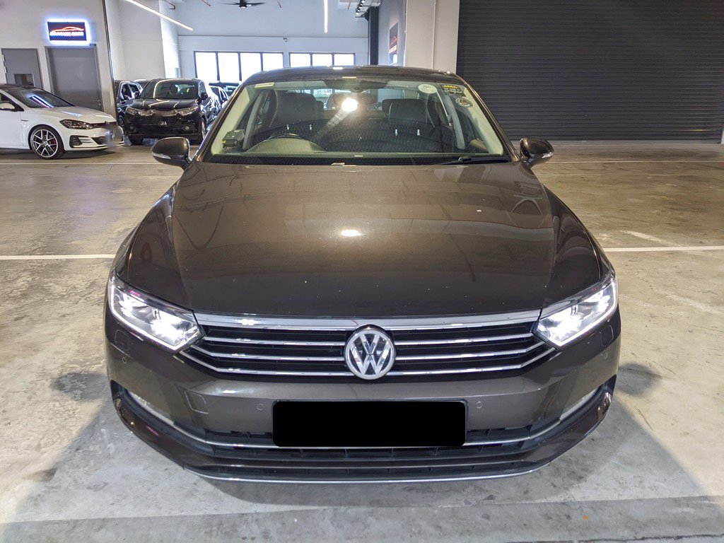 Volkswagen Passat B8 1.8 Tfsi At Sr Nav 17w 3g24jz