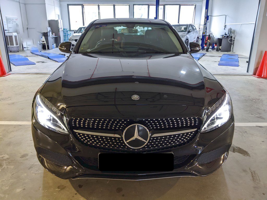Mercedes Benz C180 Avantgarde (r17 Led)