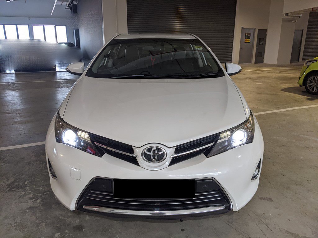 Toyota Auris Cvt (COE Till 04/2029)