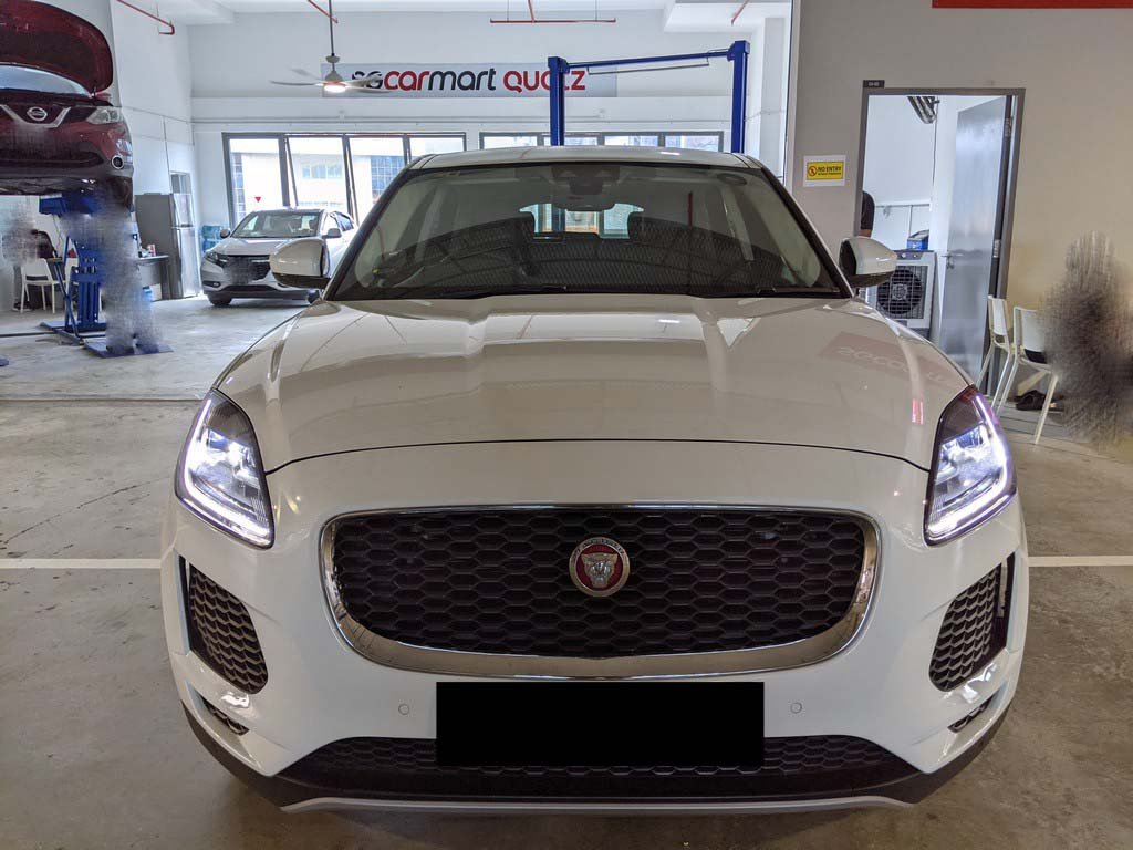 Jaguar E Pace 2.0P (200ps)