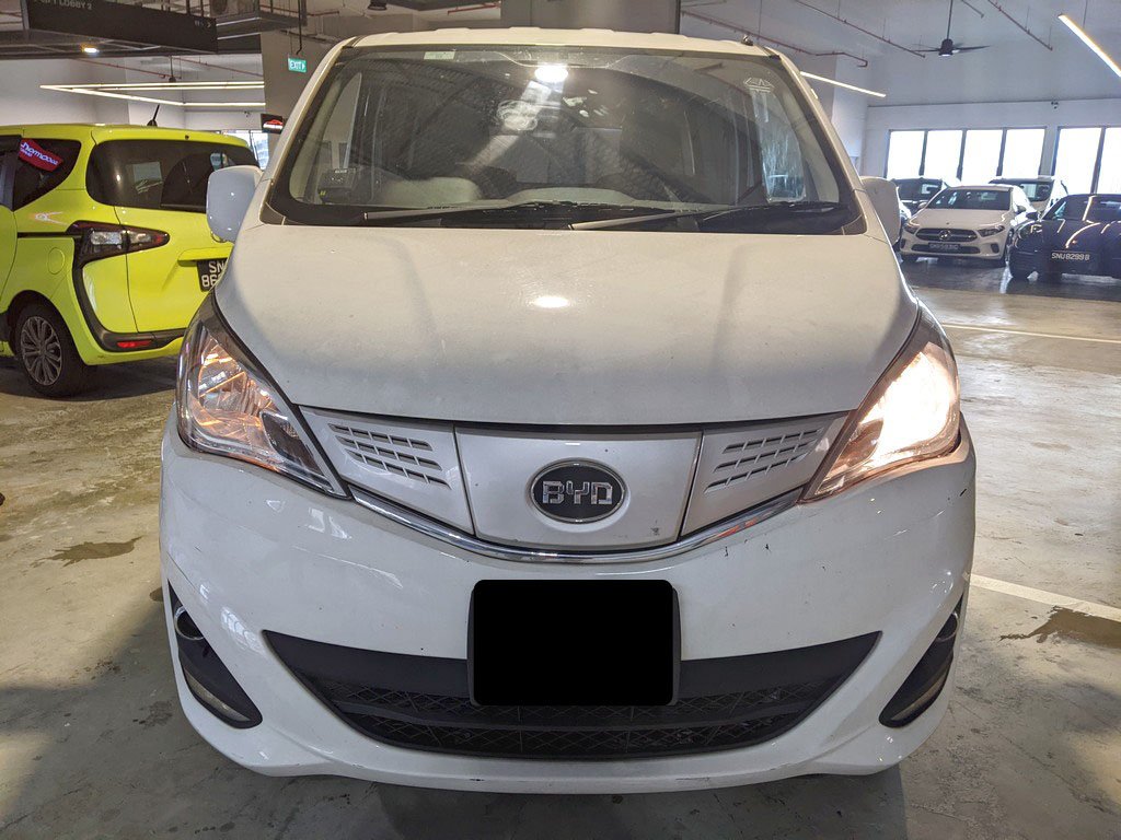 Byd T3 (Electric Vehicle)