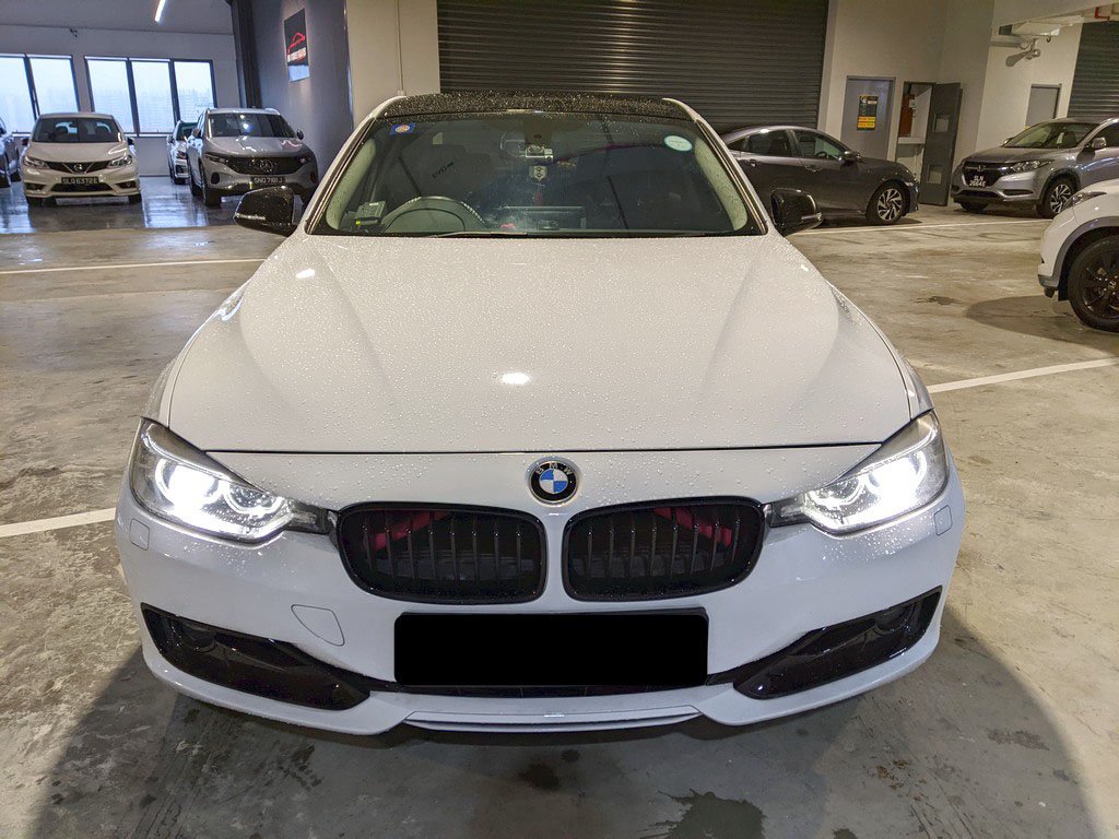 BMW 316i 1.6 At D/ab 4dr Abs Hid (COE Till 07/2028)