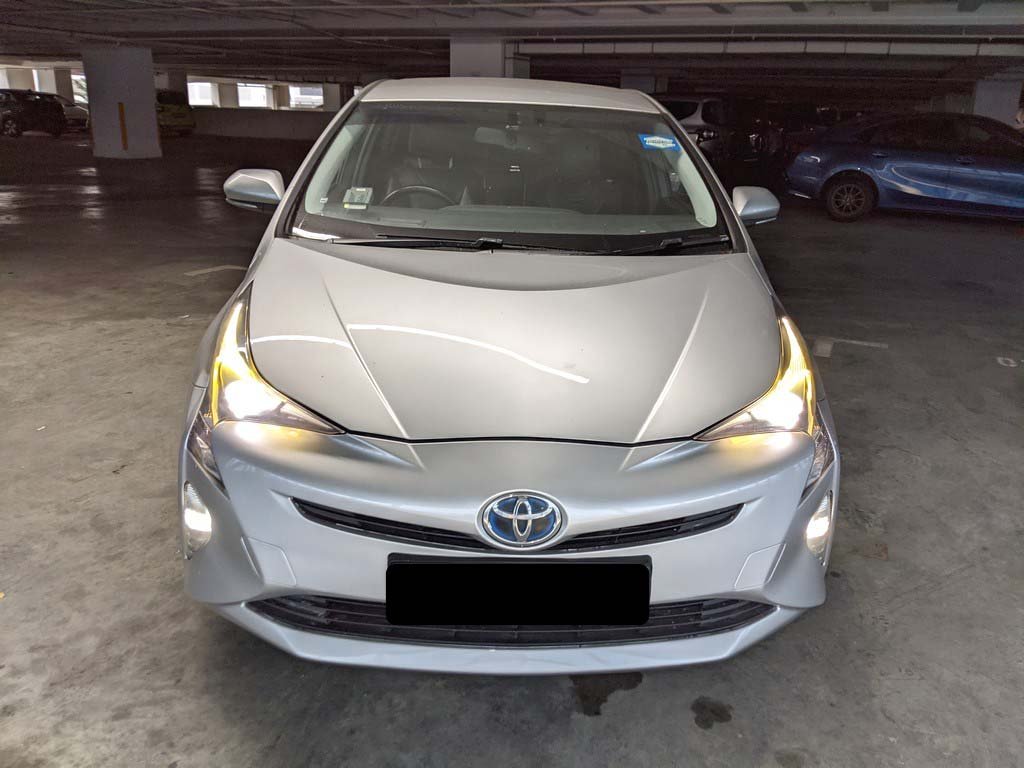 Toyota Prius 1.8 CVT (Hybrid)
