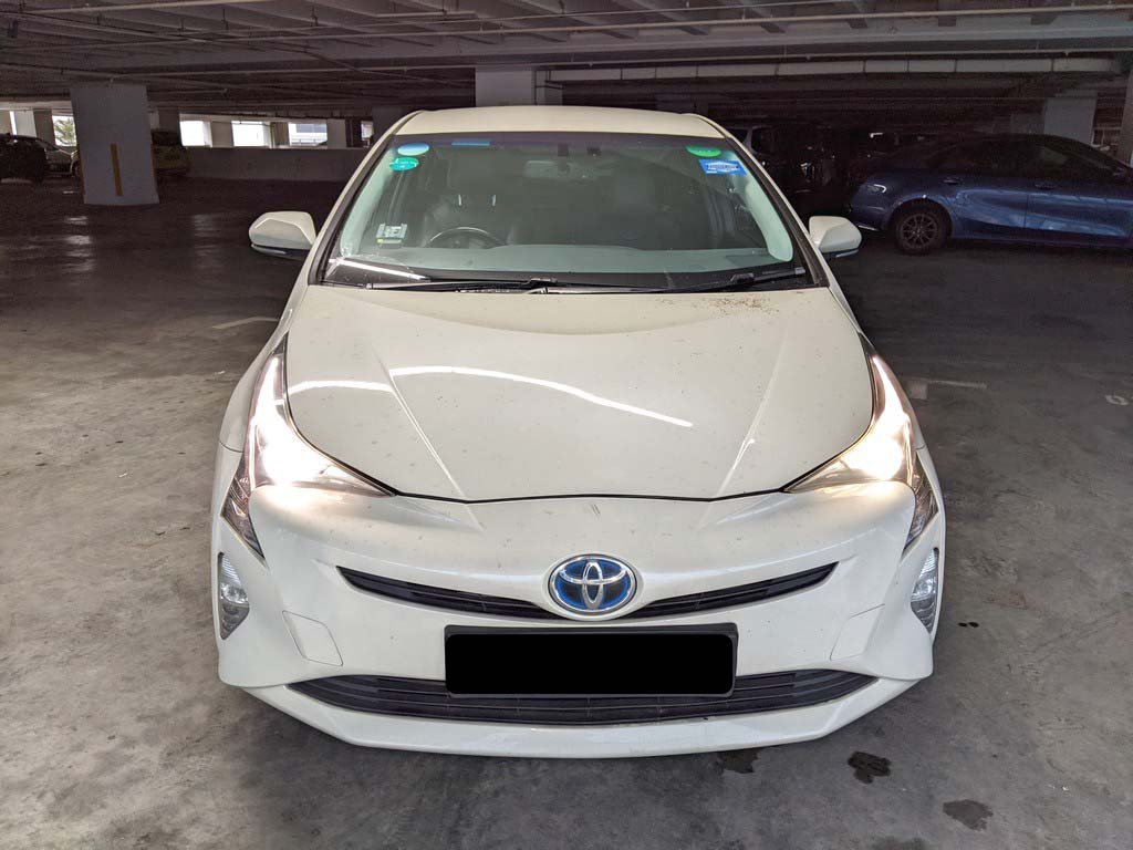 Toyota Prius 1.8 CVT (Hybrid)