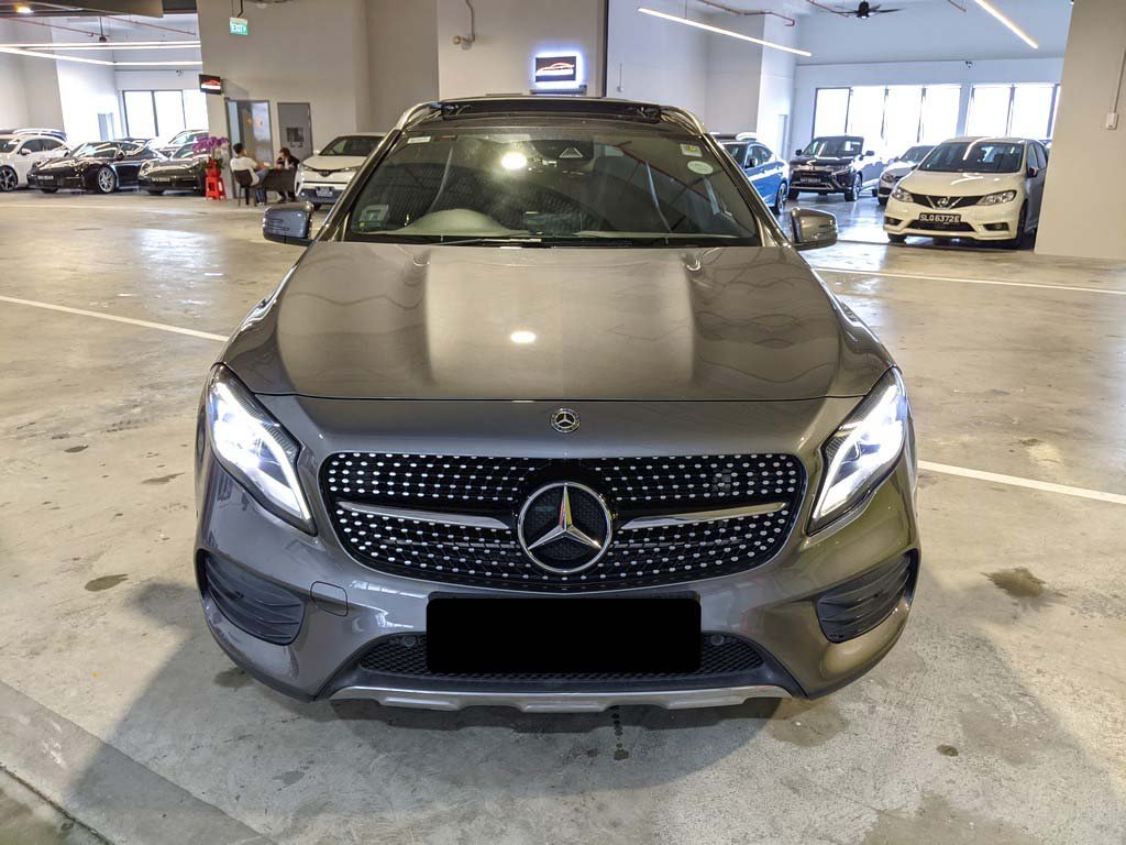 Mercedes Benz GLA200 AMG