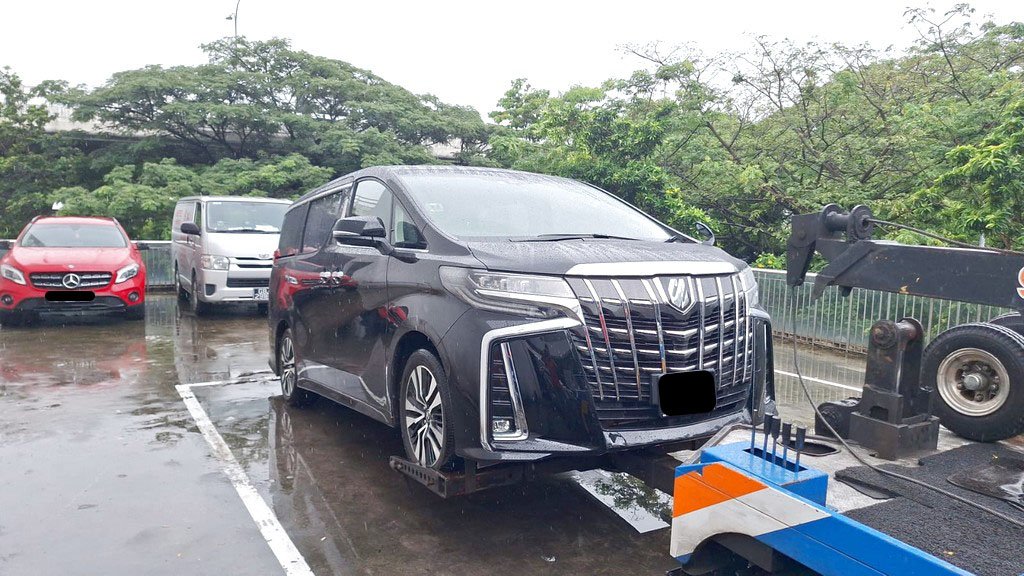 Toyota Alphard 2.5s C Package Cvt