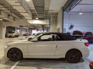 BMW 218I Convertible AT Hid Abs