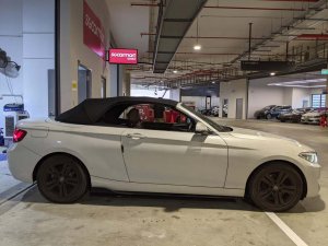 BMW 218I Convertible AT Hid Abs