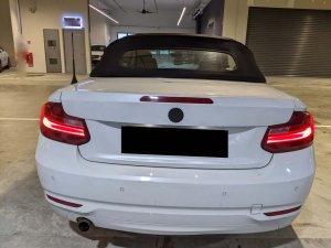 BMW 218I Convertible AT Hid Abs