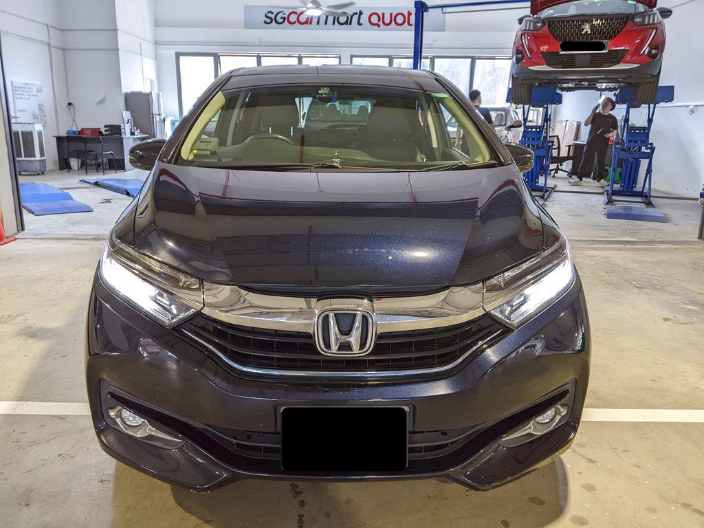 Honda Shuttle 1.5 Auto (Hybrid)