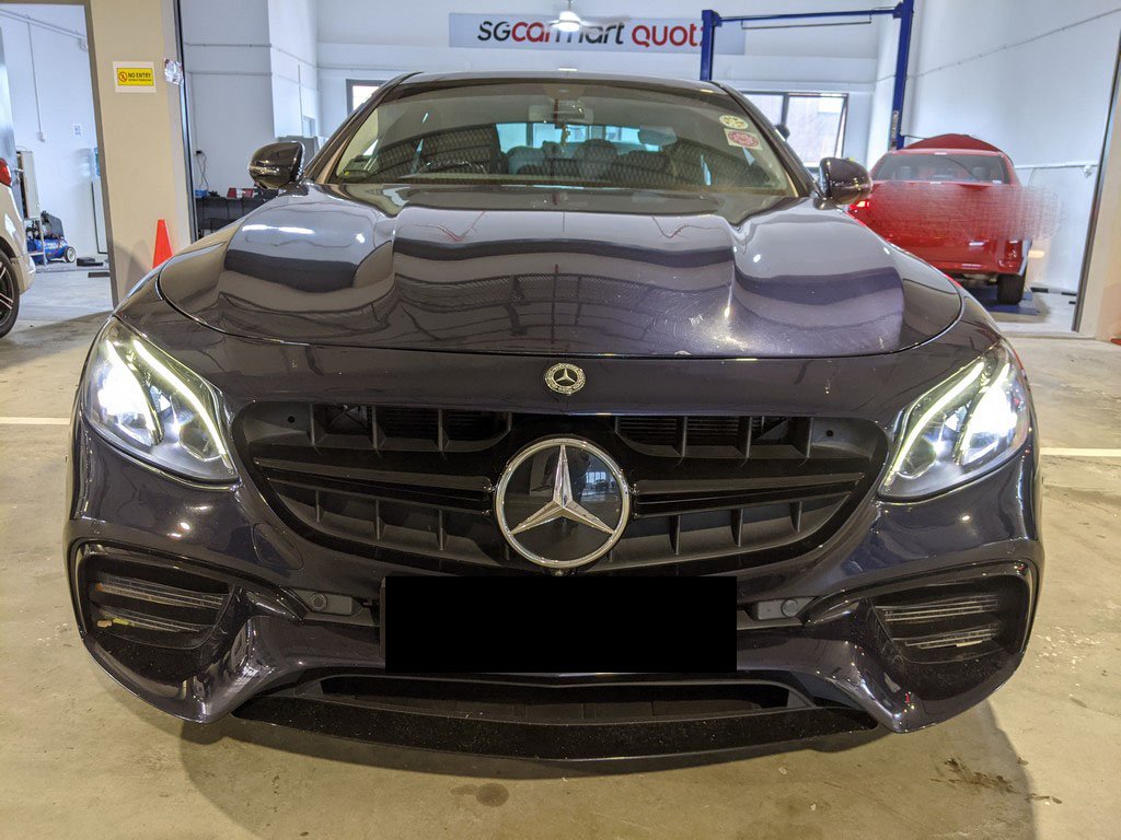 Mercedes Benz E300 Avg (r18 Led)