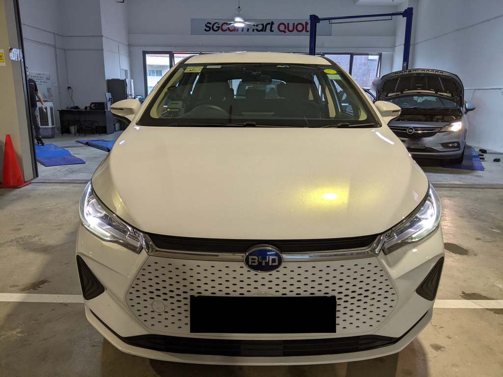 Byd E6 (ME 2) (Electric Vehicle)
