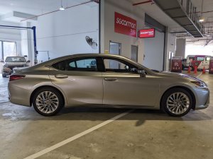 Lexus ES300H 4dr Sedan (At) Luxury (Hybrid)