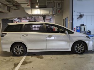 Toyota Wish 1.8 CVT