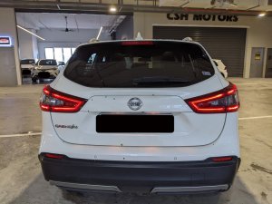 Nissan Qashqai 2.0 CVT