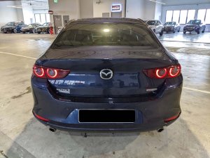 Mazda 3 4dr 1.5 At M-Hybrid Elegance (Hybrid)