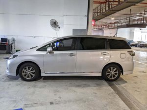 Toyota Wish 1.8 Cvt