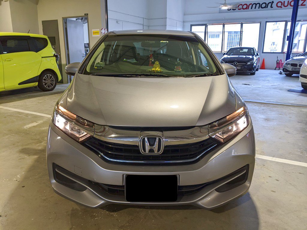 Honda Shuttle 1.5 Auto (Hybrid)