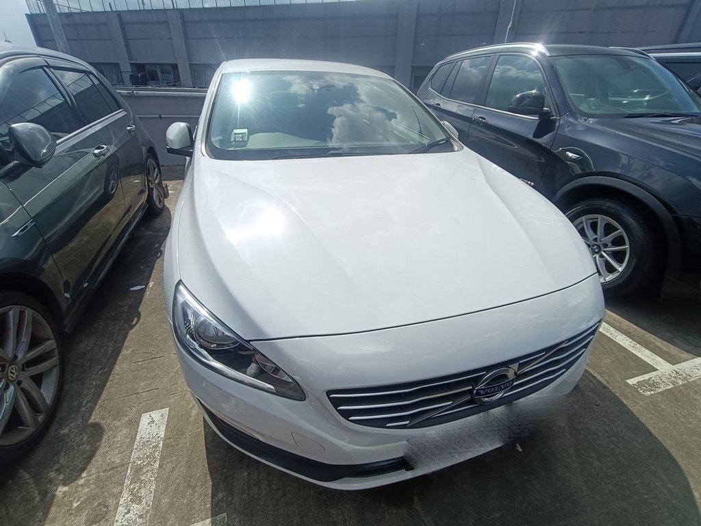 Volvo S60 D4
