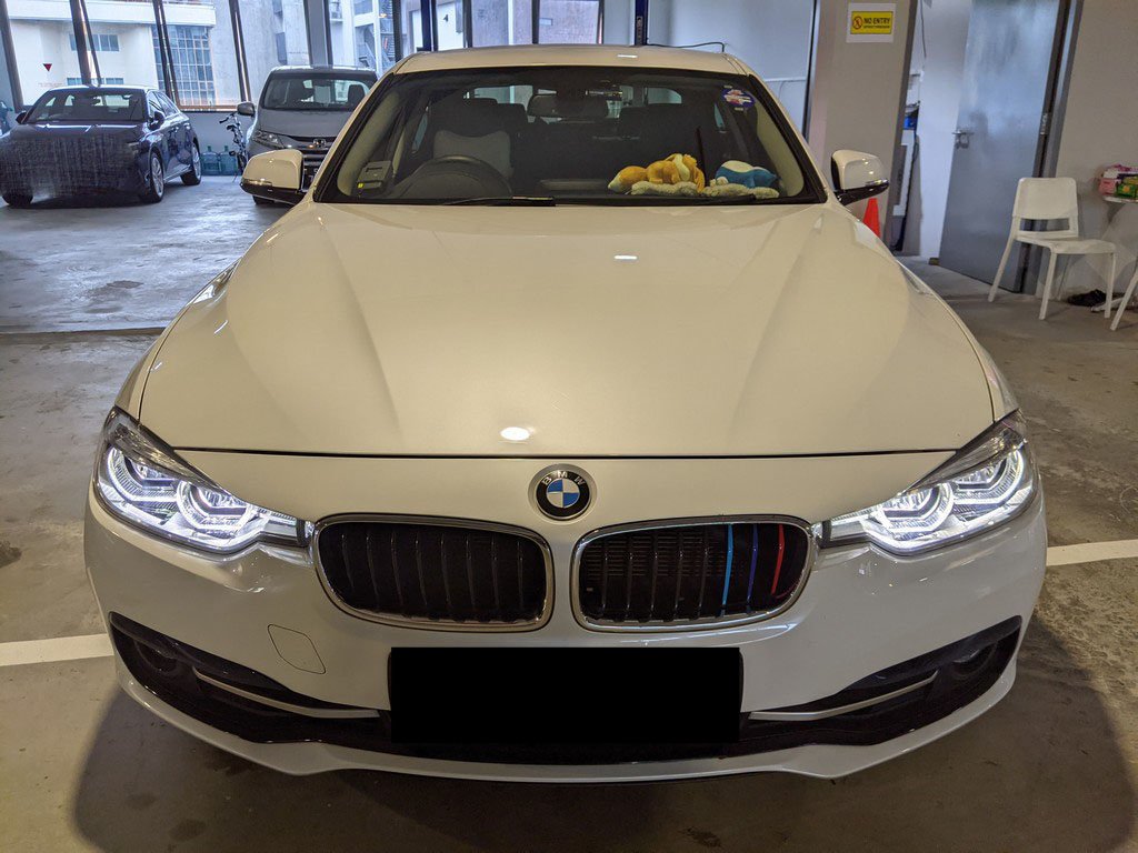 BMW 318i Sedan Led Nav