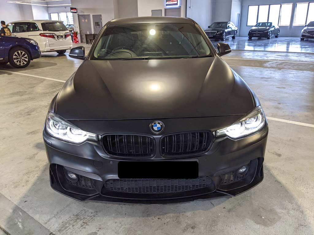 BMW 318I Sedan Led Nav