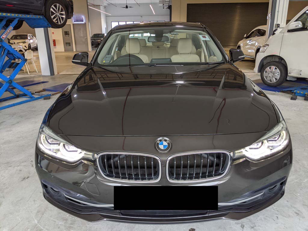 BMW 318I Sedan Led Nav