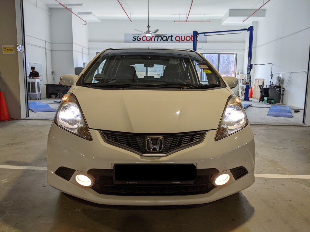 Honda Jazz 1.5l A (COE Till 05/2029)