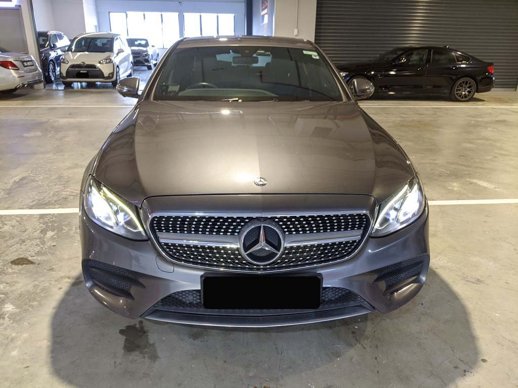 Mercedes Benz E200 Amg Line (R19 Led)