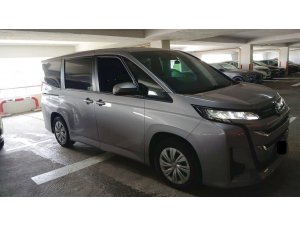 Toyota Noah 1.8x Cvt (Hybrid)