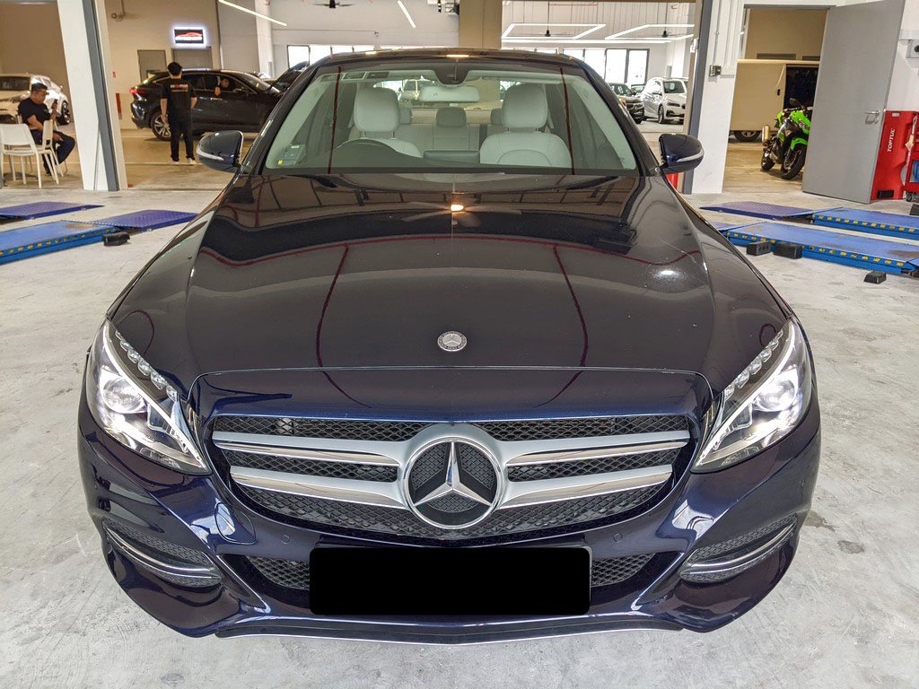 Mercedes Benz C180 Avantgarde (r17 Led)