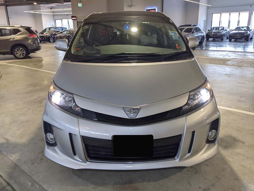 Toyota Estima Aeras Premium 2.4 Cvt 2wd 5dr