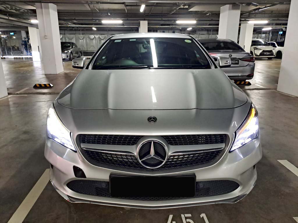 Mercedes Benz CLA180 Coupe Urban (R18 Led)