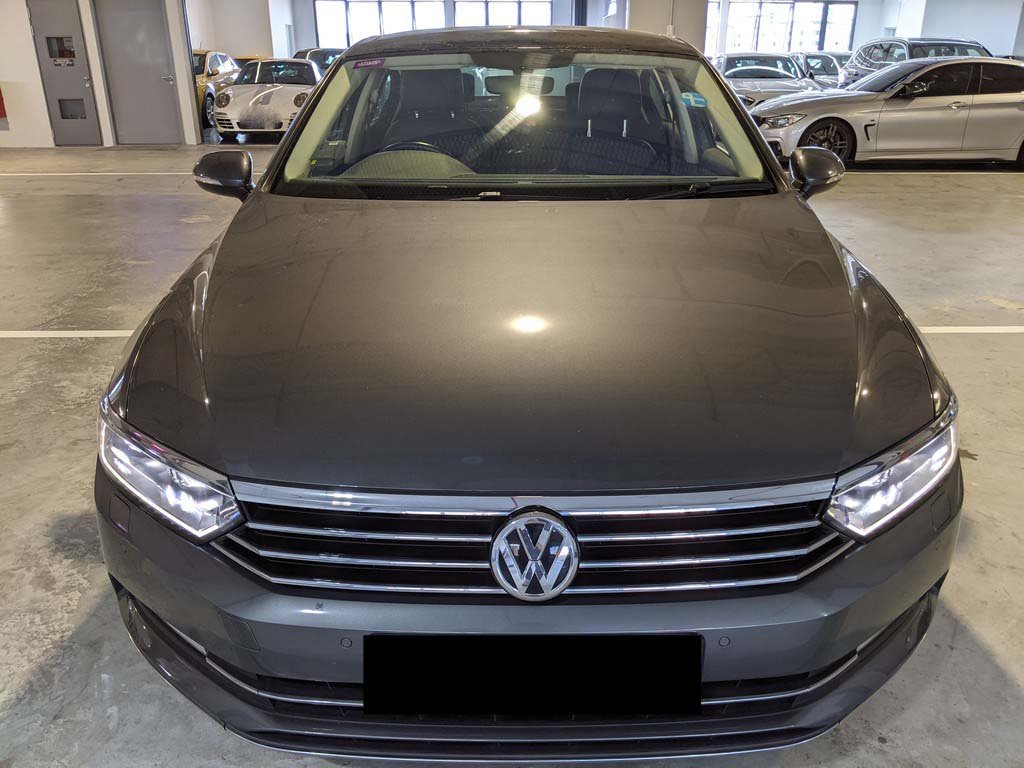Volkswagen Passat B8 1.8 Tfsi AT Sr Nav 17w 3g24jz