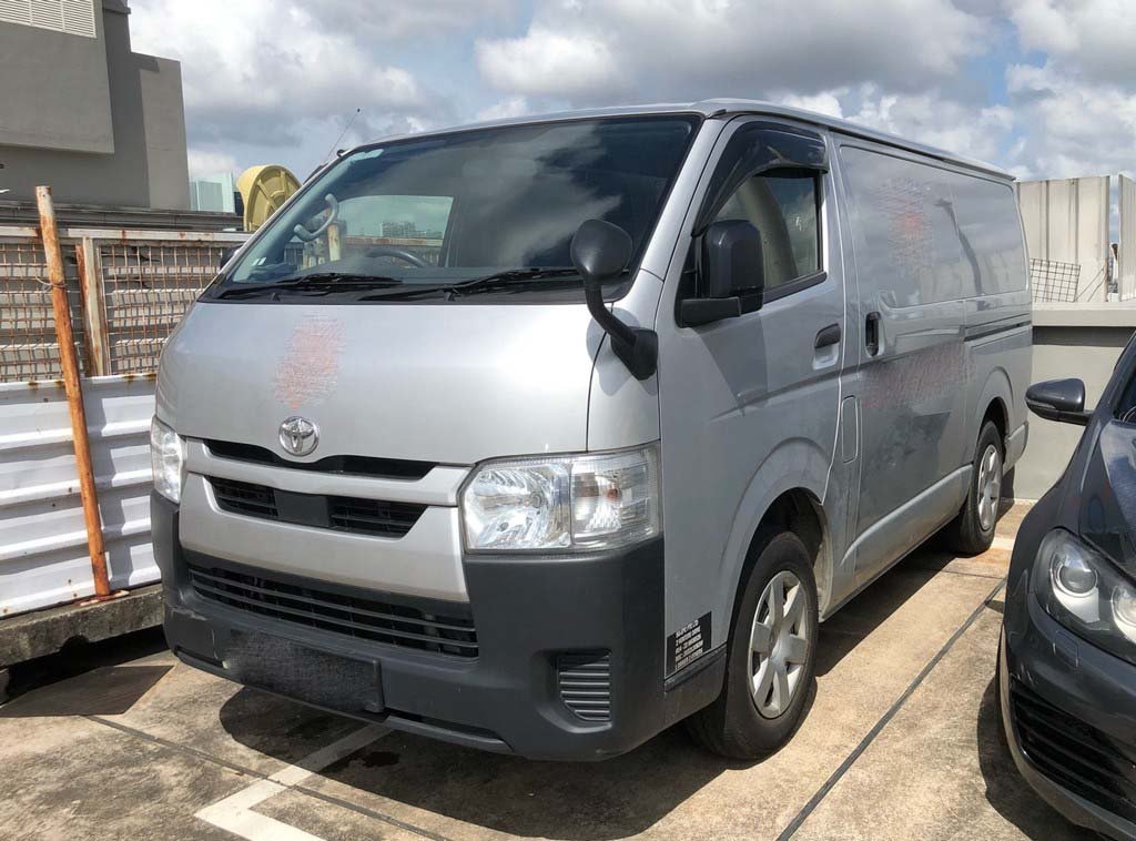 Toyota Hiace 2.0 Dx Auto