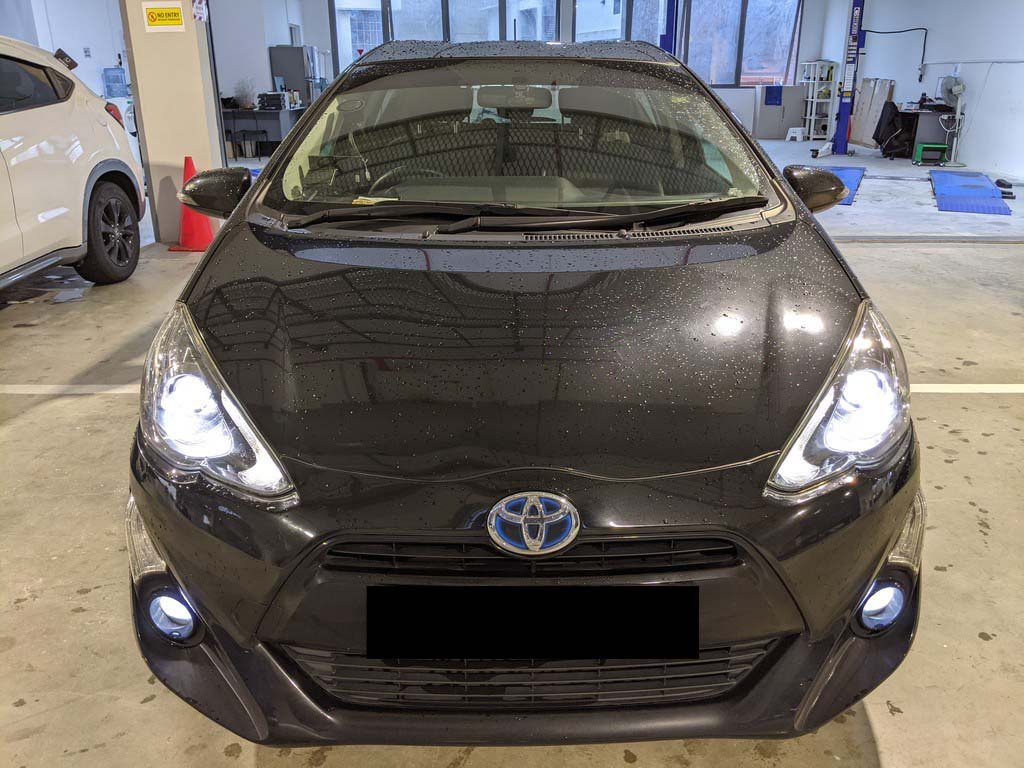Toyota Prius C 1.5 Hybrid Cvt (Hybrid)