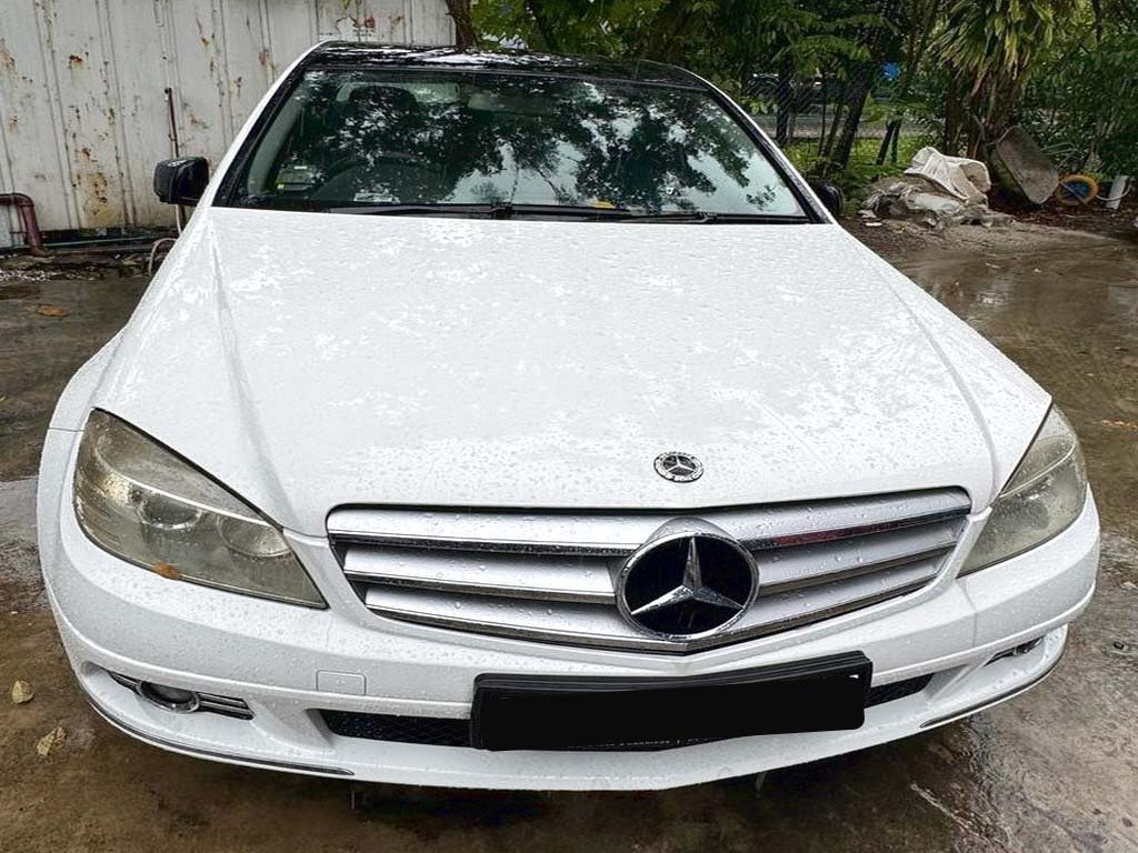 Mercedes Benz C 180 Cgi (COE Till 08/2030)