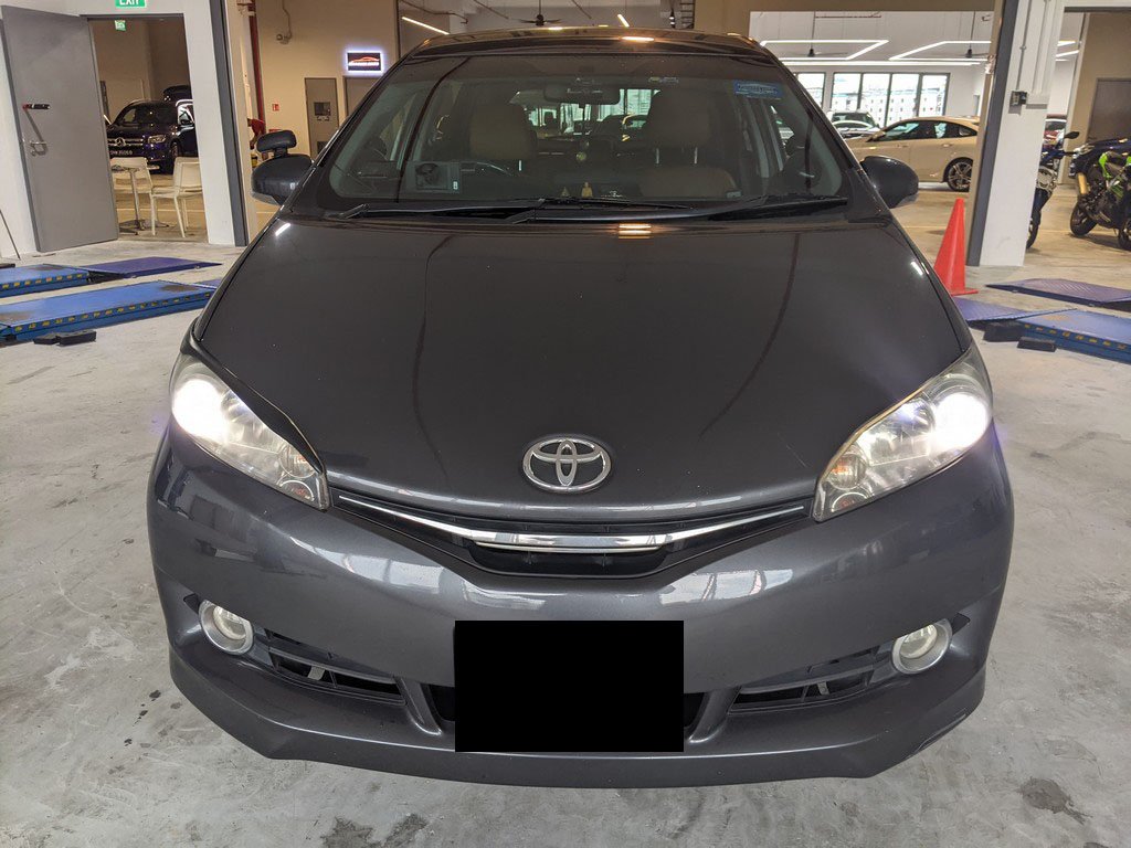 Toyota Wish 1.8 Cvt