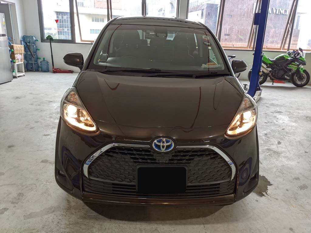 Toyota Sienta 1.5G Cvt 7seat (Hybrid)