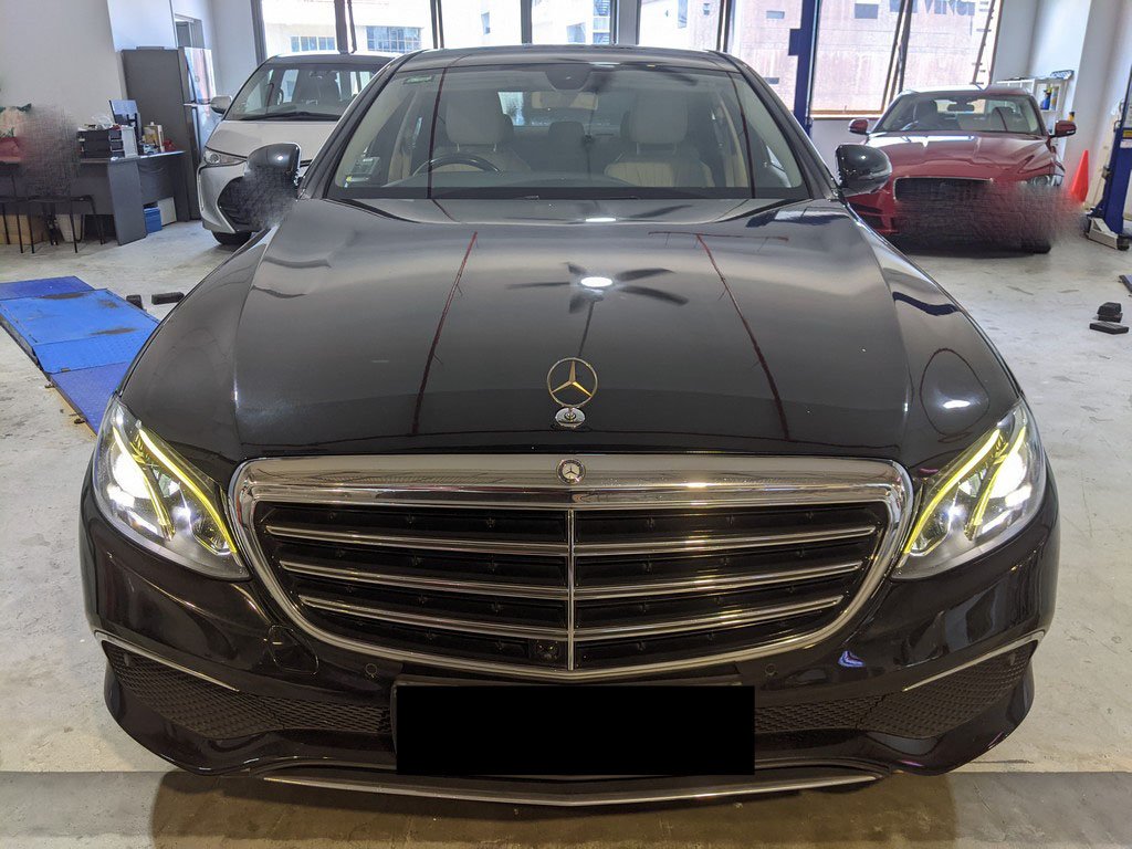 Mercedes Benz E200 Exclusive (r18 Led)