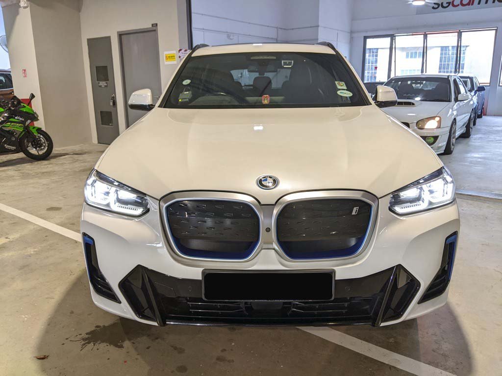 BMW IX3 (BEV) Adpt HL Sunroof (Electric Vehicle)