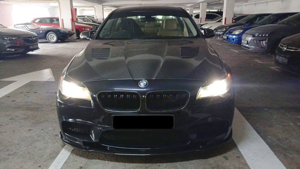 BMW 523i 2.5 At Abs D/ab 2wd 4dr Gas/d (COE Till 04/2031)