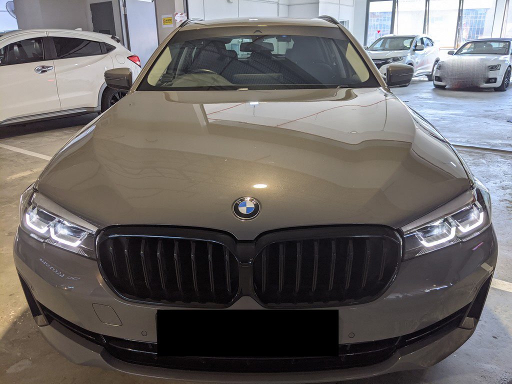 BMW 520i Se M Touring (Hybrid)