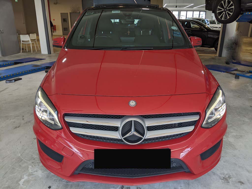 Mercedes Benz B200 Amg Line (R18 Led Sr)