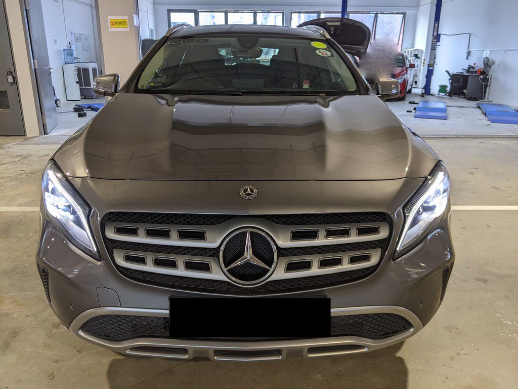 Mercedes Benz Gla180 Urban (r18 Led)