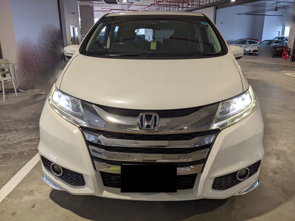 Honda Odyssey Absolute 2.4 Cvt
