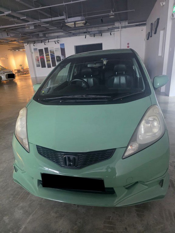 Honda Jazz 1.3l At (COE Till 01/2029)