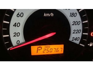 Toyota Corolla Altis 1.6 Auto (COE Till 10/2027)