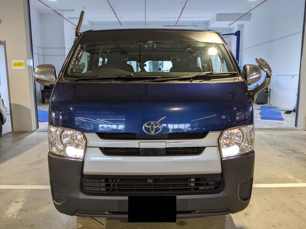 Toyota Hiace DX 2.8 Auto