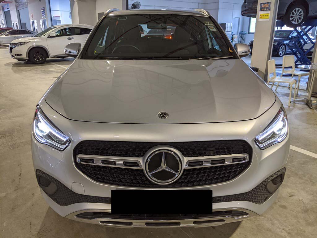 Mercedes Benz GLA180 Progressive