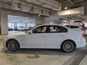 BMW 318I 2.0 AT D/Ab 2wd 4dr Gas/d Sr Drl (COE Till 06/2031)